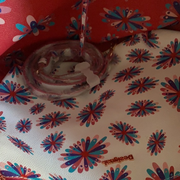 Desigual REVERSIBLE handbag.Bols_frisbee Capri. 18SAXPFL/1001 - Picture 8 of 15